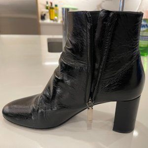 Saint Laurent Black Leather Ankle Zip Bootie Sz 38